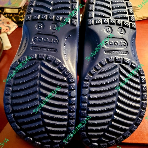 Islander Crocs - Picture 2 of 2